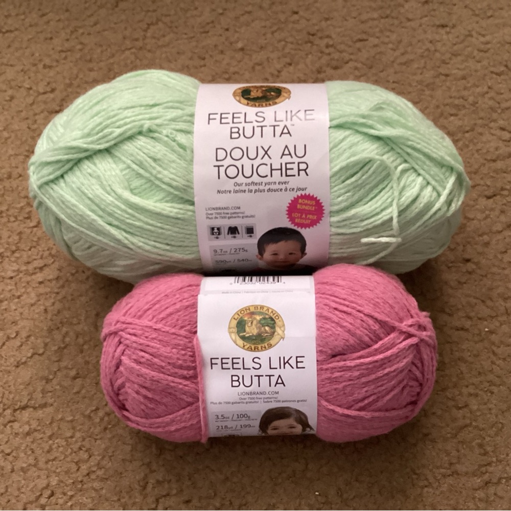 NEW 2 Skeins Lion Brand Feels Like Butta Yarn